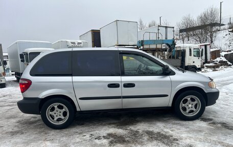 Chrysler Voyager IV, 2001 год, 475 000 рублей, 3 фотография