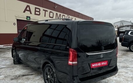 Mercedes-Benz V-Класс, 2016 год, 5 750 000 рублей, 6 фотография