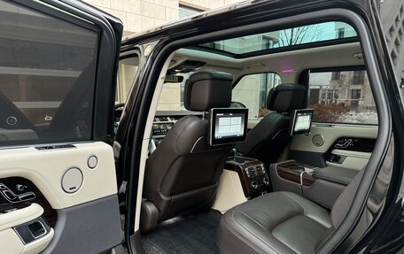 Land Rover Range Rover IV рестайлинг, 2018 год, 8 000 000 рублей, 17 фотография