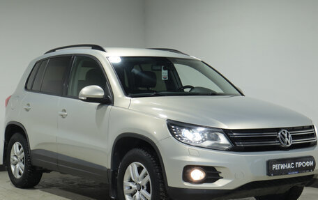 Volkswagen Tiguan I, 2011 год, 1 405 000 рублей, 2 фотография