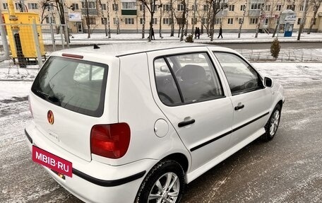 Volkswagen Polo III рестайлинг, 2001 год, 300 000 рублей, 6 фотография