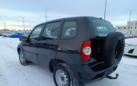 Chevrolet Niva I рестайлинг, 2020 год, 939 000 рублей, 5 фотография