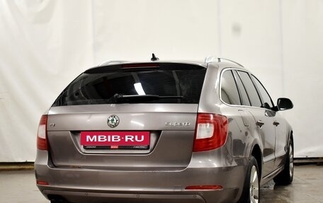 Skoda Superb III рестайлинг, 2012 год, 1 190 000 рублей, 2 фотография