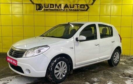 Renault Sandero I, 2013 год, 699 000 рублей, 1 фотография