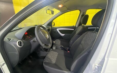 Renault Sandero I, 2013 год, 699 000 рублей, 11 фотография