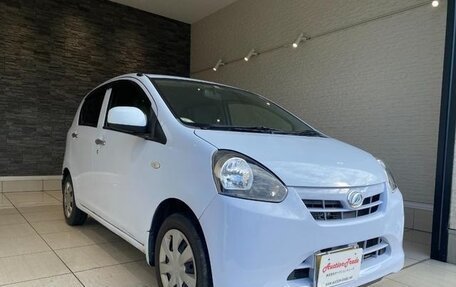 Daihatsu Mira e:S I рестайлинг, 2012 год, 599 016 рублей, 3 фотография