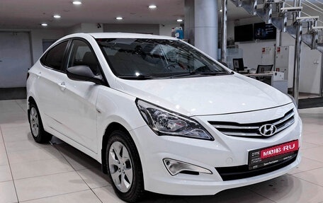 Hyundai Solaris II рестайлинг, 2016 год, 1 075 000 рублей, 3 фотография