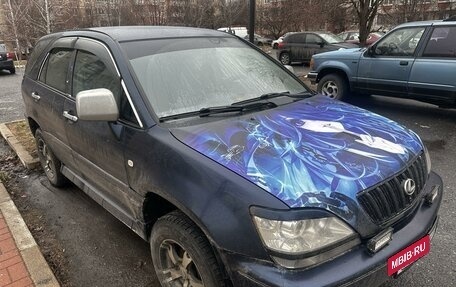 Lexus RX IV рестайлинг, 2000 год, 950 000 рублей, 3 фотография