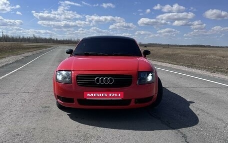 Audi TT, 2000 год, 925 000 рублей, 17 фотография