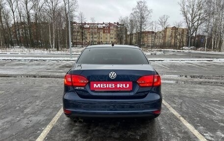 Volkswagen Jetta VI, 2013 год, 1 149 000 рублей, 4 фотография