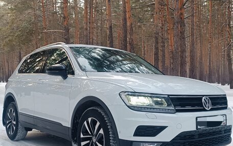 Volkswagen Tiguan II, 2019 год, 2 650 000 рублей, 3 фотография