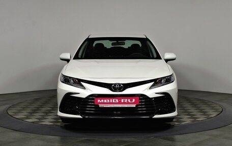 Toyota Camry, 2021 год, 3 160 000 рублей, 2 фотография