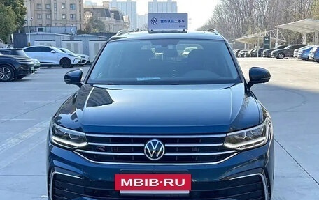 Volkswagen Tiguan II, 2022 год, 3 690 000 рублей, 5 фотография