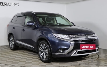 Mitsubishi Outlander III рестайлинг 3, 2021 год, 2 429 990 рублей, 3 фотография