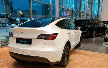 Tesla Model Y I, 2022 год, 5 490 000 рублей, 6 фотография