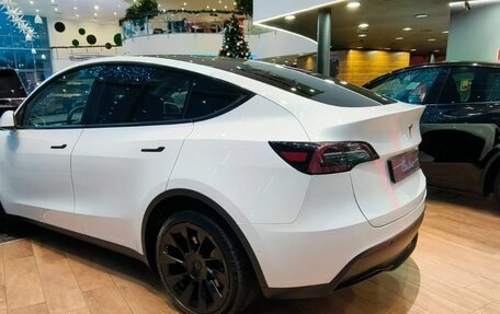 Tesla Model Y I, 2022 год, 5 490 000 рублей, 7 фотография