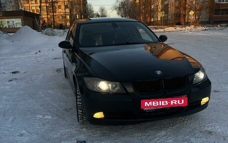 BMW 3 серия, 2006 год, 880 000 рублей, 11 фотография