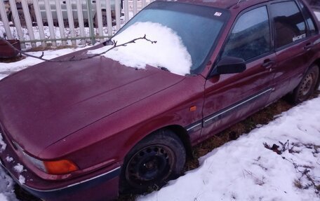 Mitsubishi Galant VIII, 1990 год, 50 000 рублей, 4 фотография