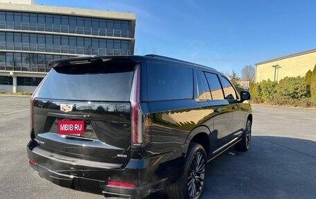 Cadillac Escalade V, 2024 год, 21 990 000 рублей, 3 фотография