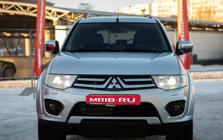 Mitsubishi Pajero Sport II рестайлинг, 2014 год, 2 330 000 рублей, 3 фотография