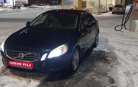 Volvo S60 III, 2011 год, 960 000 рублей, 4 фотография