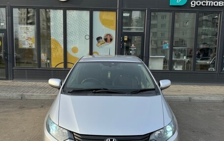 Honda Insight II рестайлинг, 2009 год, 1 020 000 рублей, 6 фотография