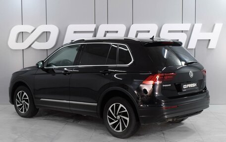 Volkswagen Tiguan II, 2018 год, 2 835 000 рублей, 2 фотография