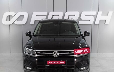 Volkswagen Tiguan II, 2018 год, 2 835 000 рублей, 3 фотография