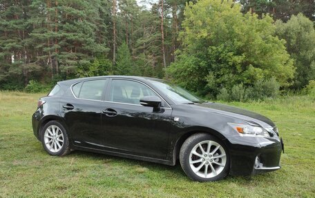 Lexus CT I рестайлинг, 2011 год, 1 470 000 рублей, 24 фотография