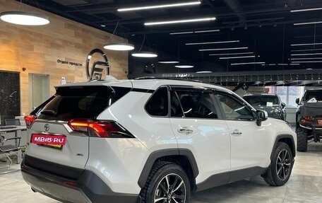 Toyota RAV4, 2020 год, 4 250 000 рублей, 7 фотография