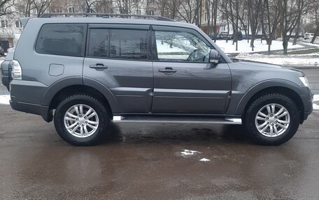 Mitsubishi Pajero IV, 2014 год, 1 950 000 рублей, 9 фотография