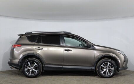 Toyota RAV4, 2019 год, 2 480 000 рублей, 4 фотография