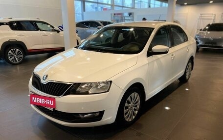 Skoda Rapid I, 2017 год, 1 365 000 рублей, 7 фотография