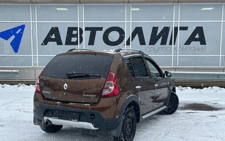 Renault Sandero I, 2013 год, 683 000 рублей, 2 фотография