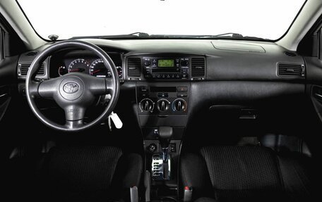 Toyota Corolla, 2005 год, 590 000 рублей, 15 фотография