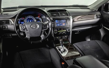 Toyota Camry, 2014 год, 1 400 000 рублей, 23 фотография