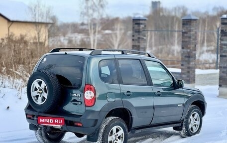 Chevrolet Niva I рестайлинг, 2018 год, 919 000 рублей, 6 фотография