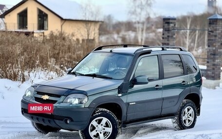 Chevrolet Niva I рестайлинг, 2018 год, 919 000 рублей, 3 фотография