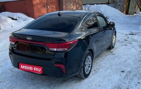 KIA Rio IV, 2017 год, 1 550 000 рублей, 3 фотография