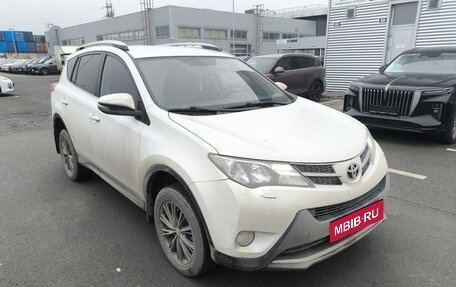 Toyota RAV4, 2014 год, 2 228 000 рублей, 3 фотография