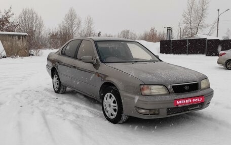 Toyota Camry V40, 1996 год, 310 000 рублей, 2 фотография