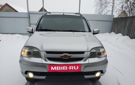 Chevrolet Niva I рестайлинг, 2011 год, 490 000 рублей, 5 фотография