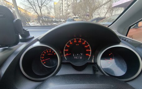 Honda Fit III, 2009 год, 700 000 рублей, 17 фотография