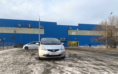 Honda Fit III, 2009 год, 700 000 рублей, 22 фотография