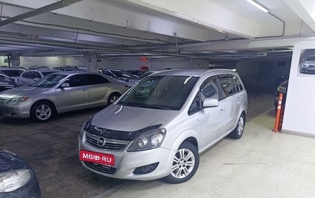 Opel Zafira B, 2012 год, 825 000 рублей, 8 фотография