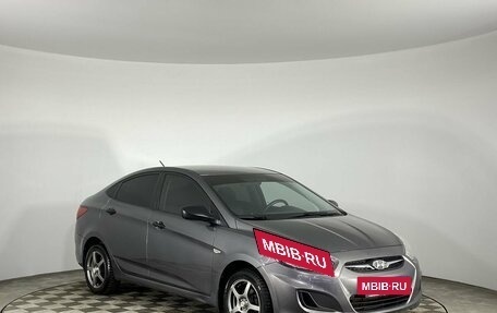 Hyundai Solaris II рестайлинг, 2011 год, 835 000 рублей, 2 фотография