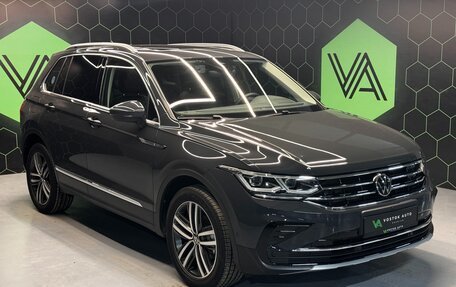 Volkswagen Tiguan II, 2022 год, 5 100 000 рублей, 1 фотография