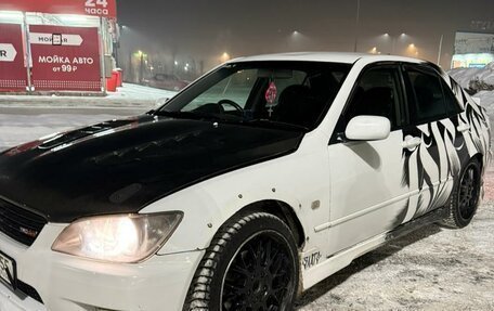 Toyota Altezza, 2001 год, 650 000 рублей, 9 фотография