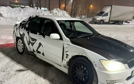 Toyota Altezza, 2001 год, 650 000 рублей, 19 фотография