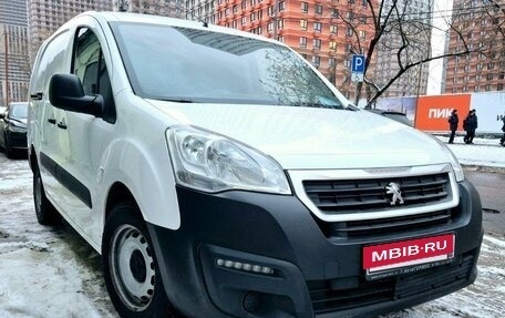 Peugeot Partner II рестайлинг 2, 2021 год, 2 750 000 рублей, 2 фотография